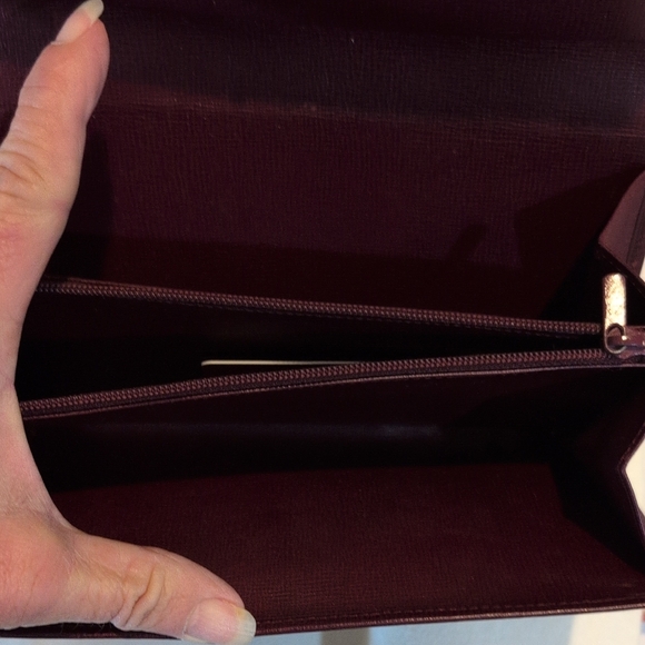 Cartier Must De Cartier Long Burgundy Leather Wallet with Gold Detail - Picture 4 of 12